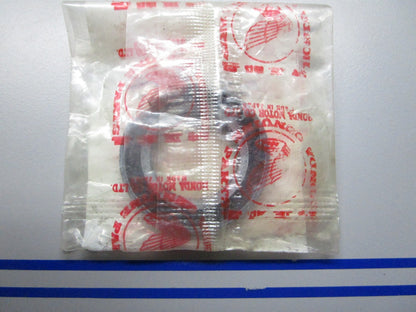 *NEW OEM* 0810 Honda Oil Seal 91202-883-005