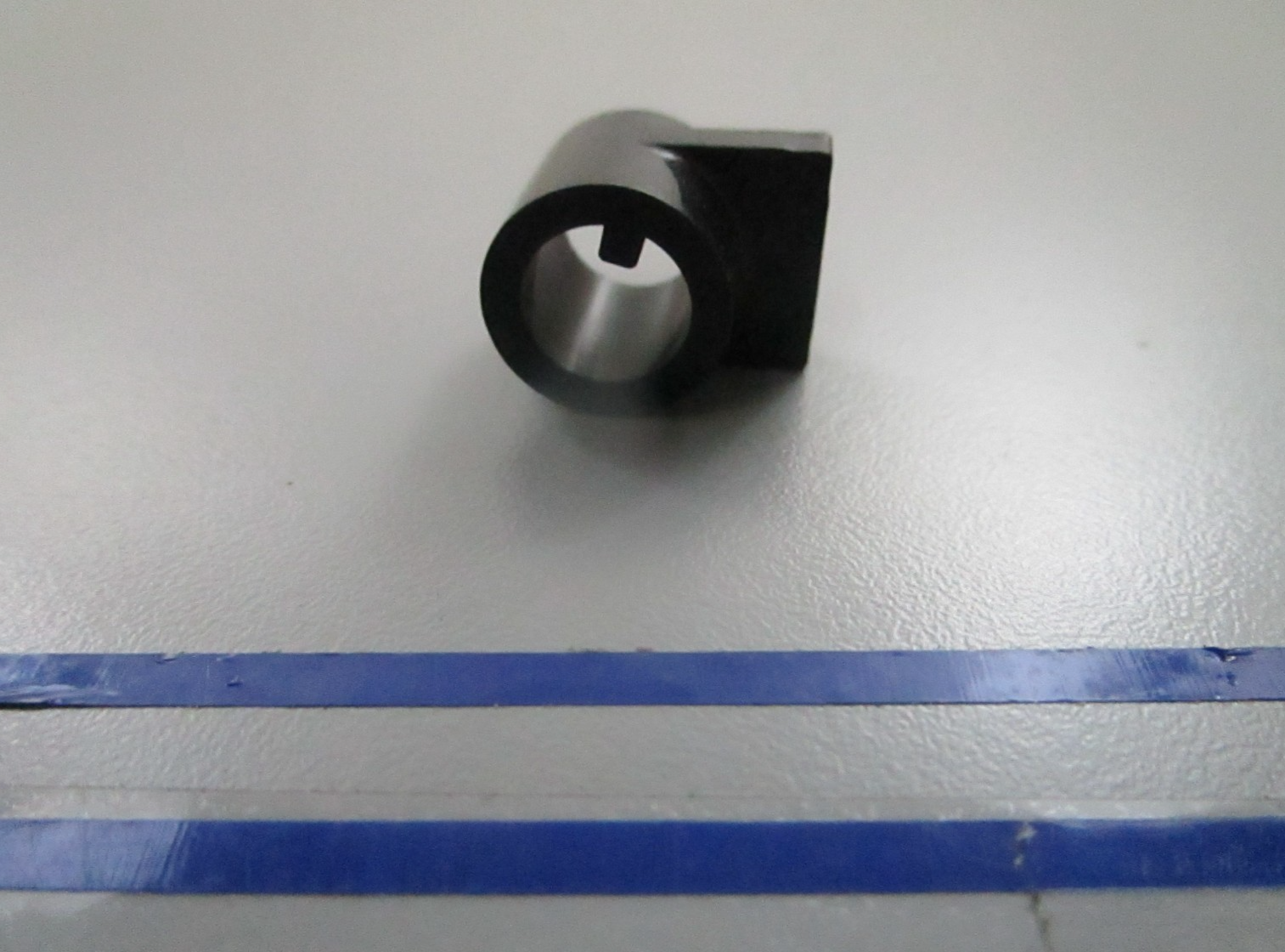 *NEW OEM* 0810 OMC Johnson Evinrude Bushing 326723 0326723