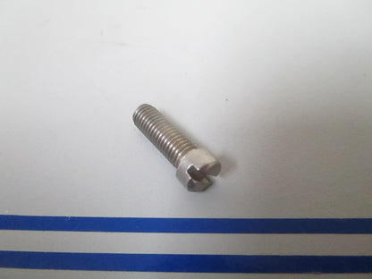 *NEW OEM* 0810 OMC Johnson Evinrude Screw Plug 330055 0330055
