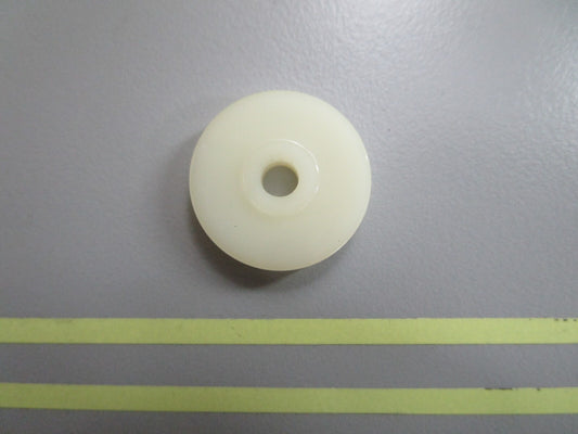 *NEW OEM* 0820 OMC Johnson Evinrude Roller 308032 0308032