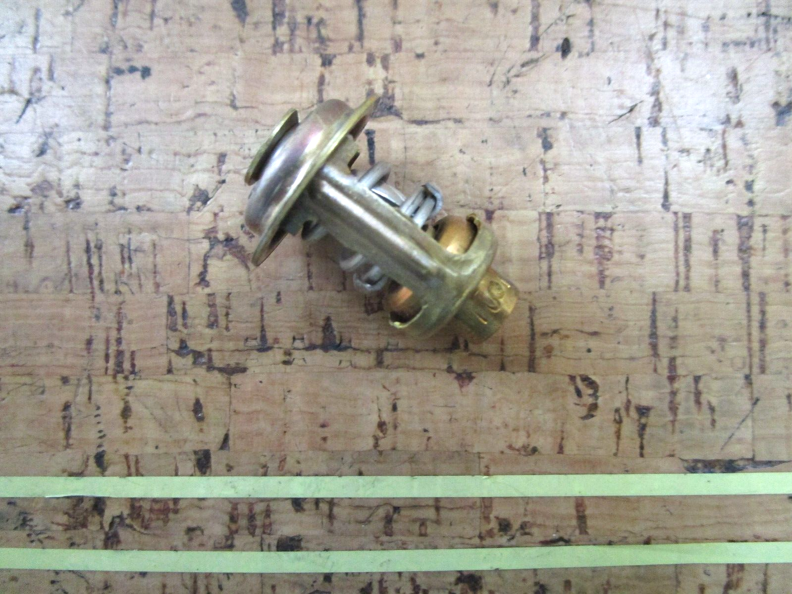 *NEW OEM* 0750 OMC Johnson Evinrude THERMOSTAT 384444 0384444