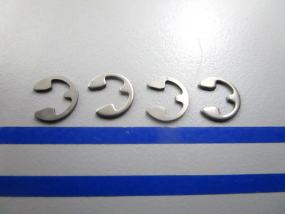 NEW OEM (LOT OF 4) 203949 0203949 OMC Johnson Evinrude Retainer 0810