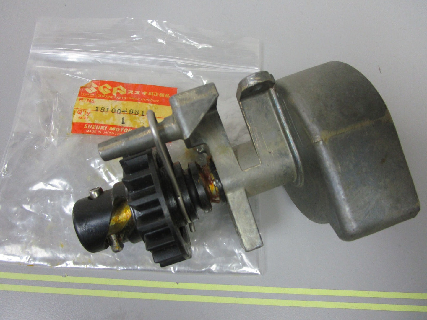 *NEW OEM* 0720 Suzuki Recoil Starter Assembly 18100-98101