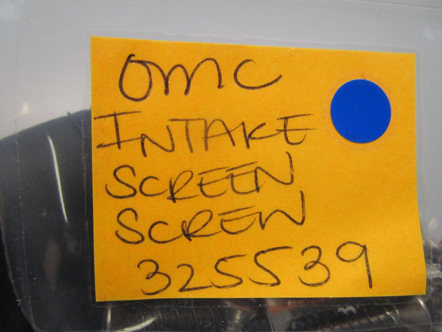 *NEW OEM* (LOT OF 2) 0720 OMC Johnson Evinrude Intake Screen Screw 325539