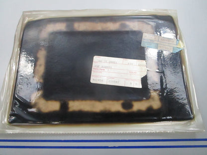 *NEW OEM* 0810 Volvo Penta Gasket 838979