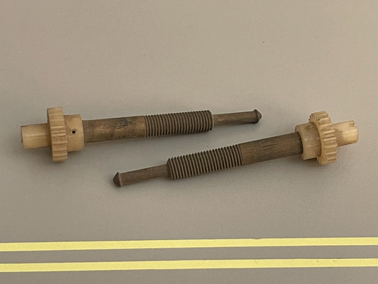 *NEW OEM* (LOT OF 2) 0810 OMC Johnson Evinrude Valve & Gear 378001 0378001