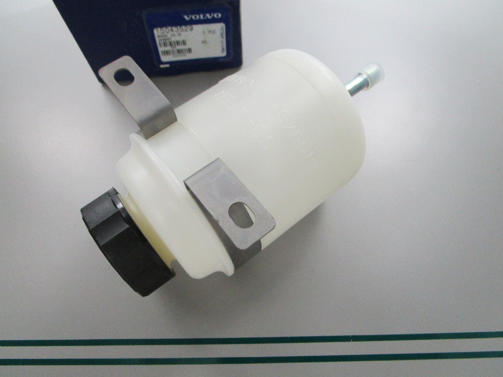 NEW OEM 15043529 Volvo Penta Reservoir 0810