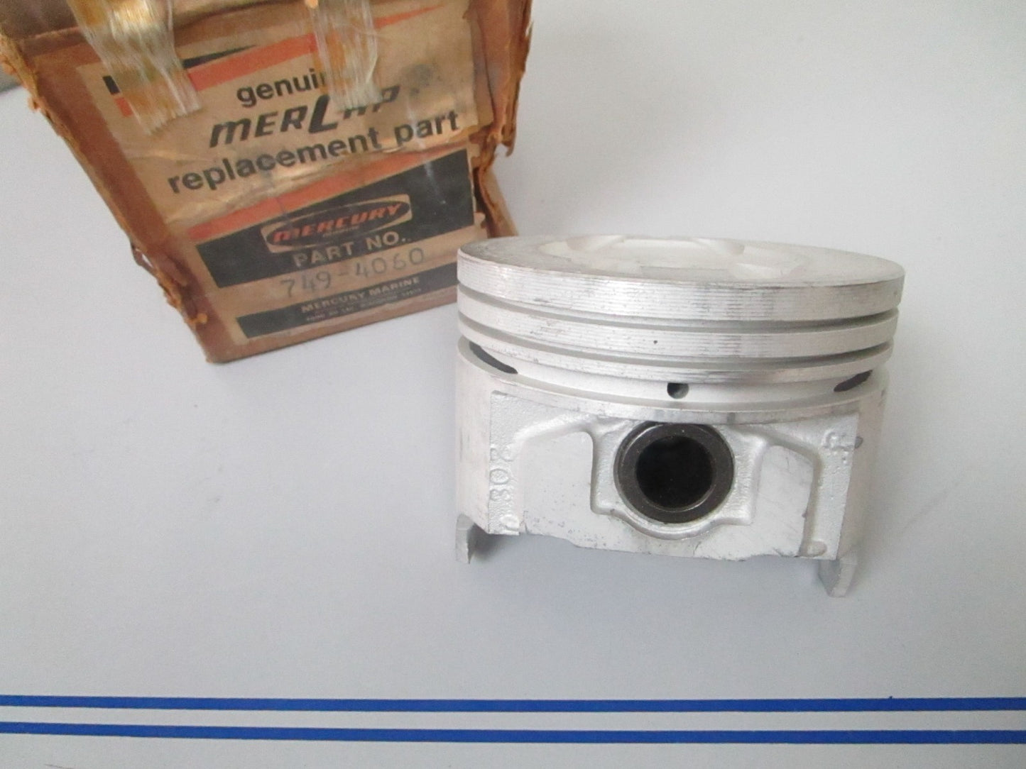 NEW OEM 749-4060 Mercury Mercruiser Ford 302 V8 1970- 1972 OS .020 Piston 0720