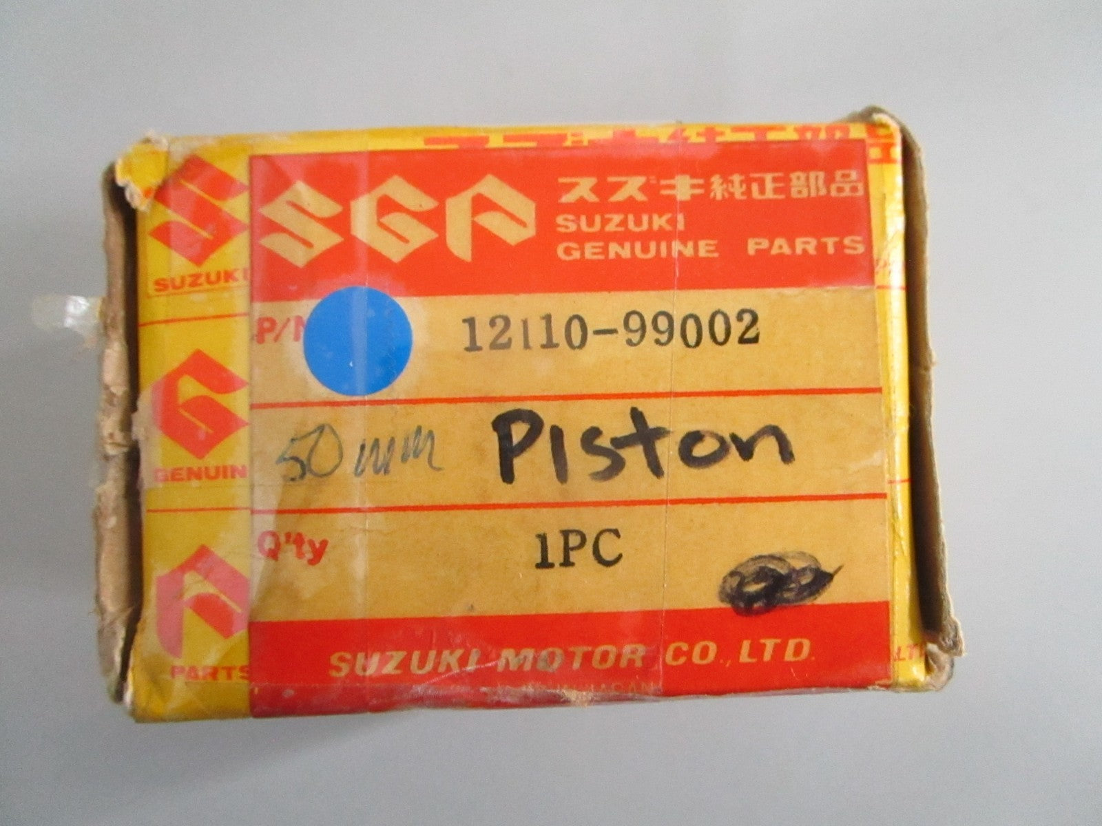 NEW OEM 12100-99002 Suzuki Piston 0820
