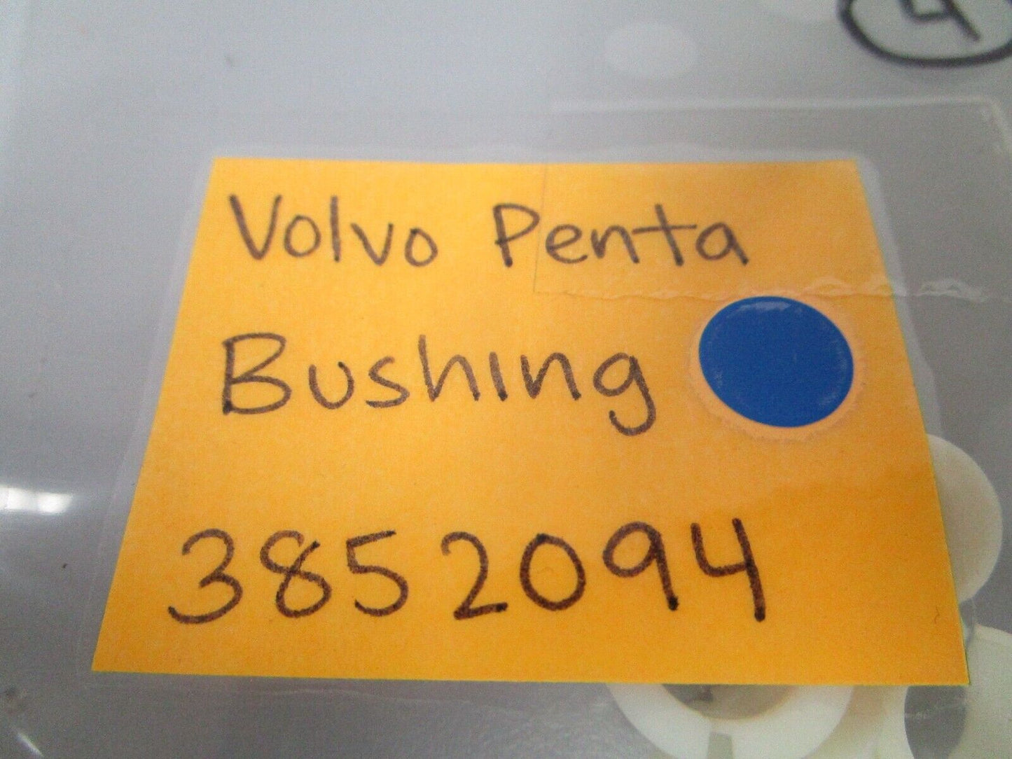 *NEW OEM* 0810 Volvo Penta Bushing 3852094