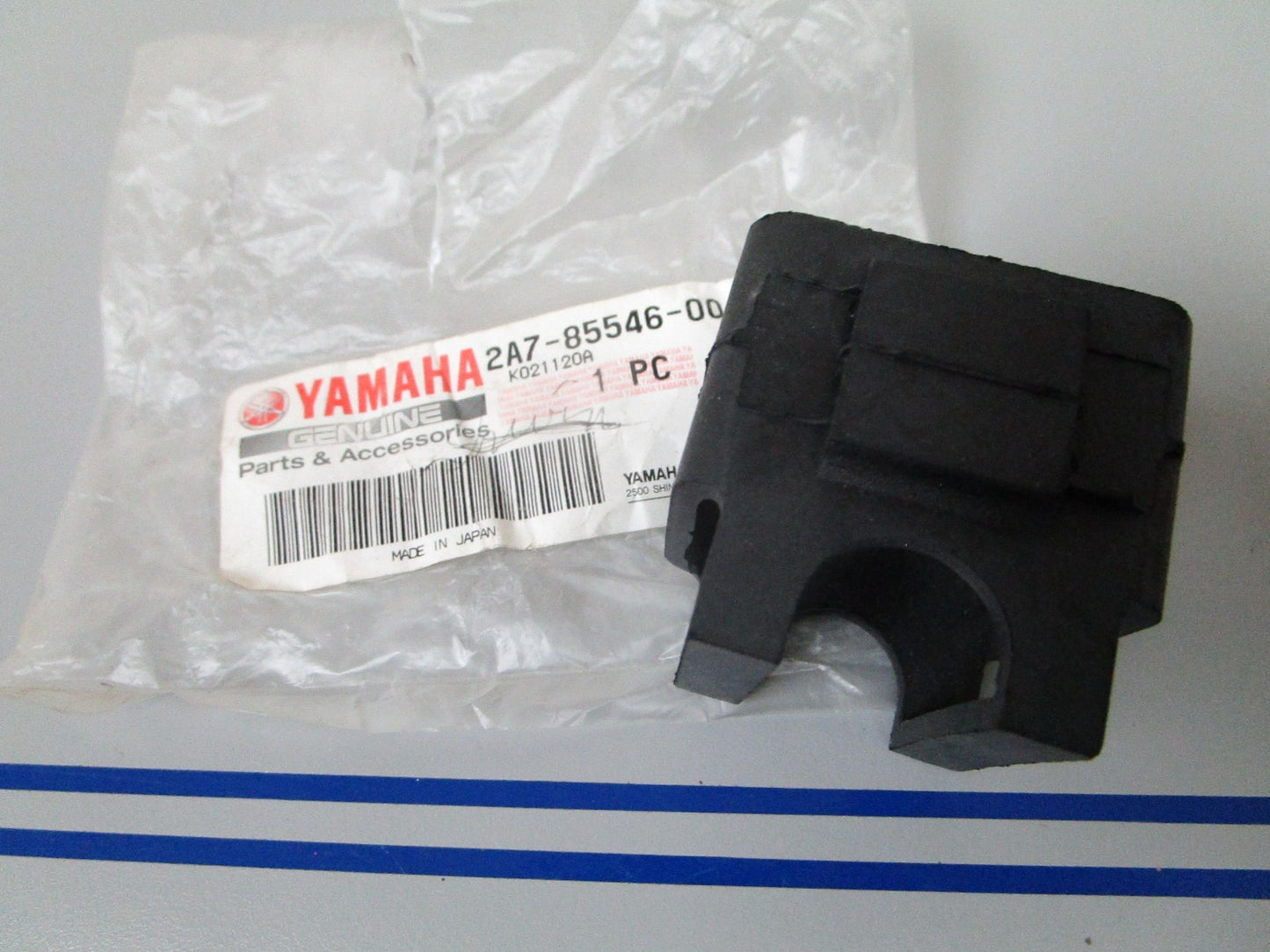 NEW OEM 2A7-85546-00-00 Yamaha Band 0720