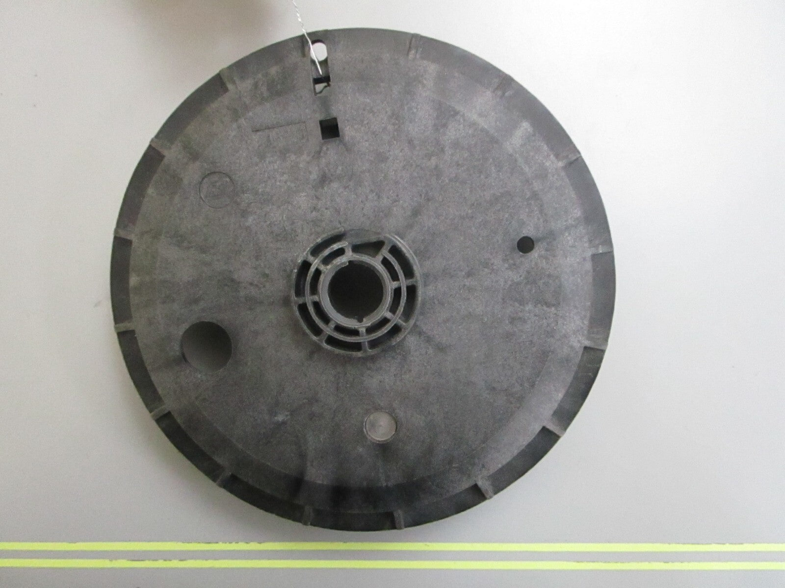 *NEW OEM* 0820 OMC Johnson Evinrude Pulley & Pin 435741 0435741