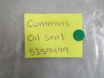 NEW OEM 5259499 Cummins Oil Seal 0820