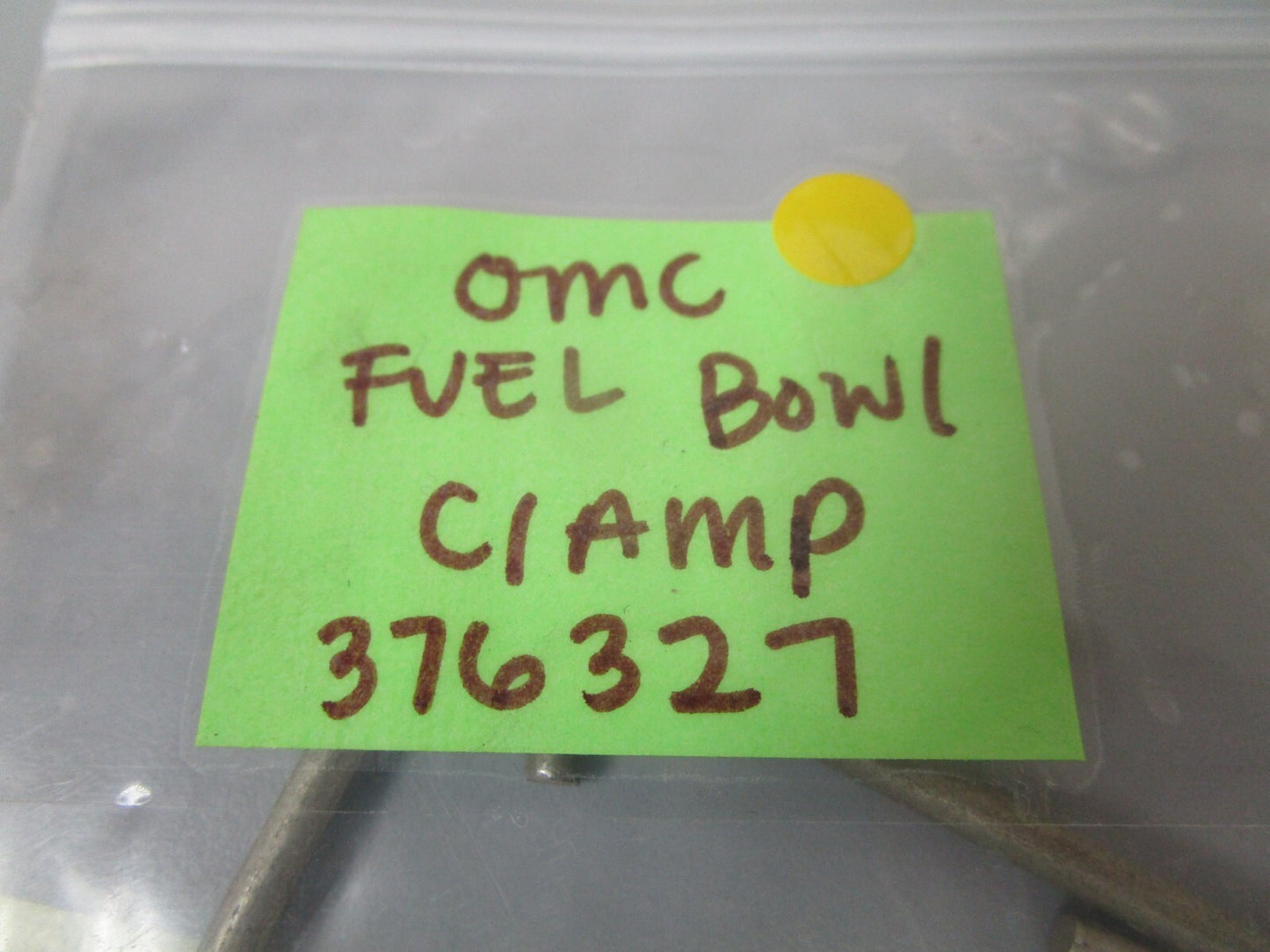 *NEW OEM* 0750 OMC Johnson Evinrude FUEL BOWL CLAMP 376327 0376327