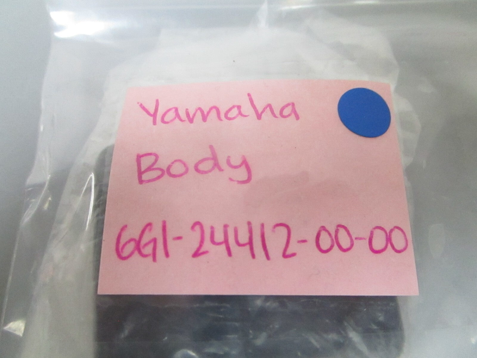 *NEW OEM* 0810 Yamaha Body 6G1-24412-00-00