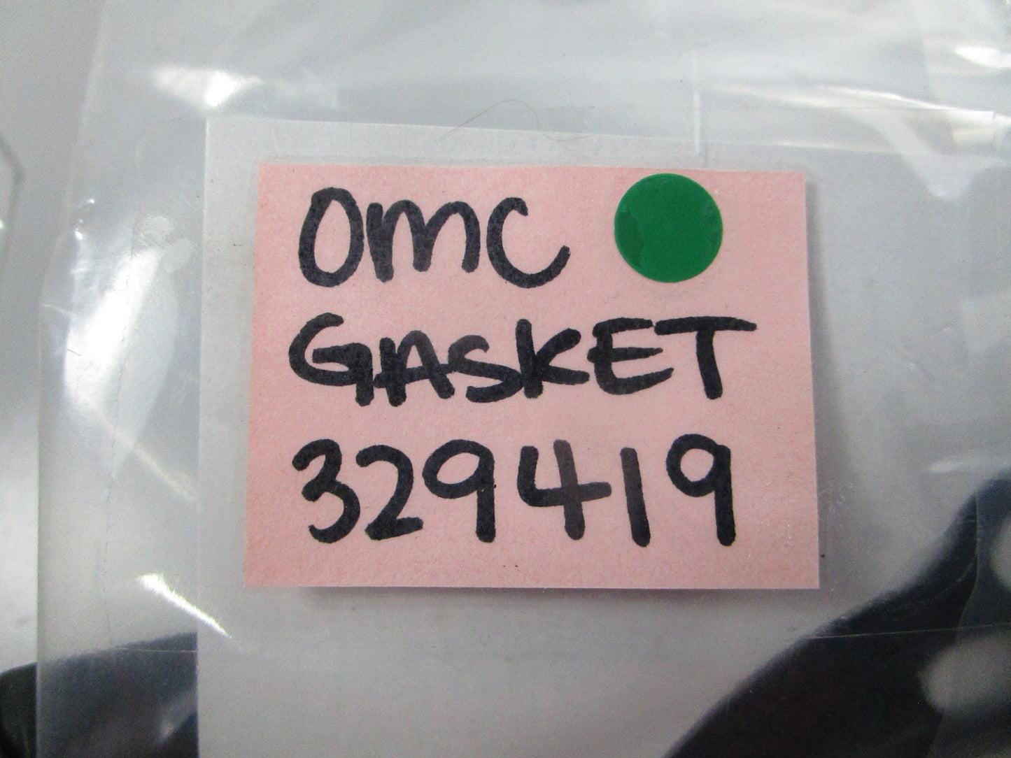 NEW OEM 329419 0329419 OMC Johnson Evinrude Gasket 0810
