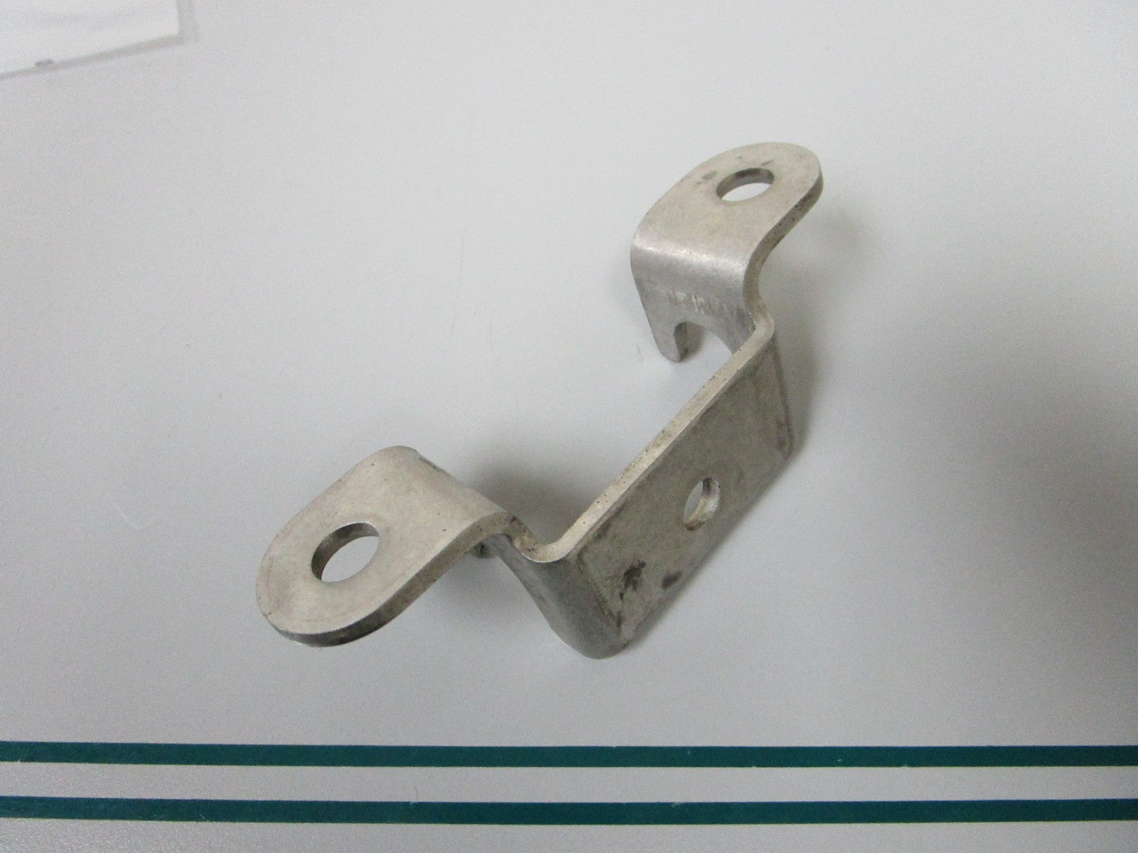 NEW OEM 305816 0305816 OMC Johnson Evinrude Steering Connector 0810