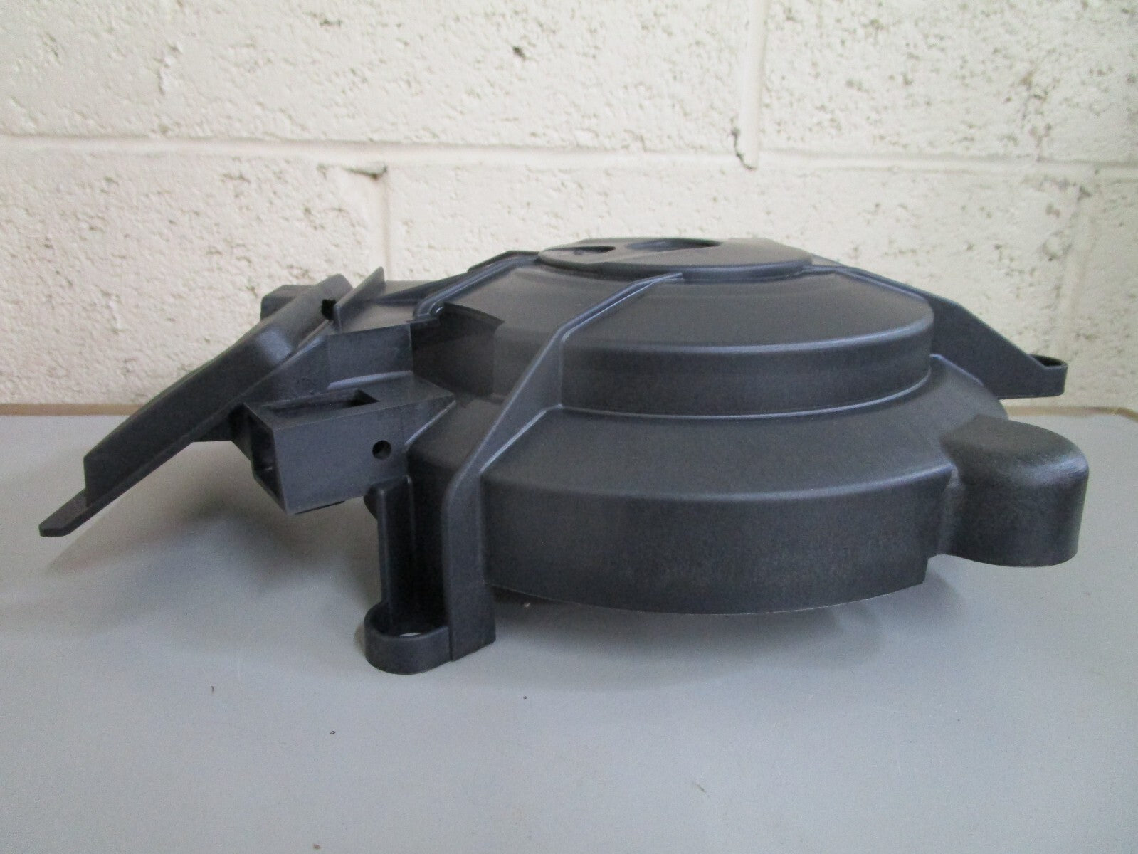 *NEW OEM* 0820 OMC Johnson Evinrude Starter Housing 338203 0338203