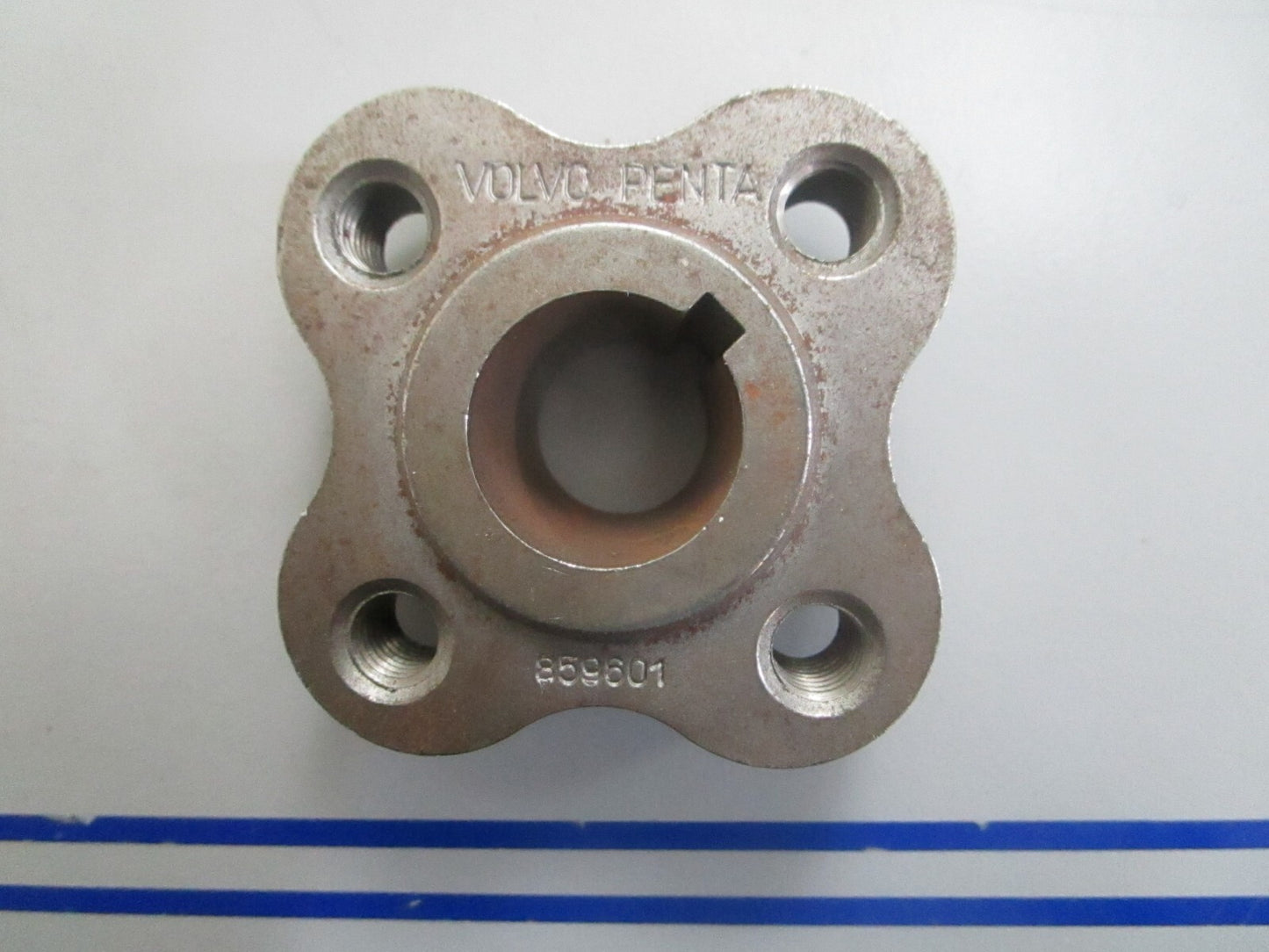 *NEW OEM* 0820 Volvo Penta Hub Assy 859601