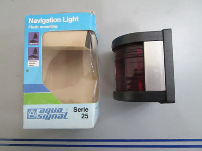 *NEW* 0820 Aqua Signal 10W Port Side/Babord Navigation Light 351020
