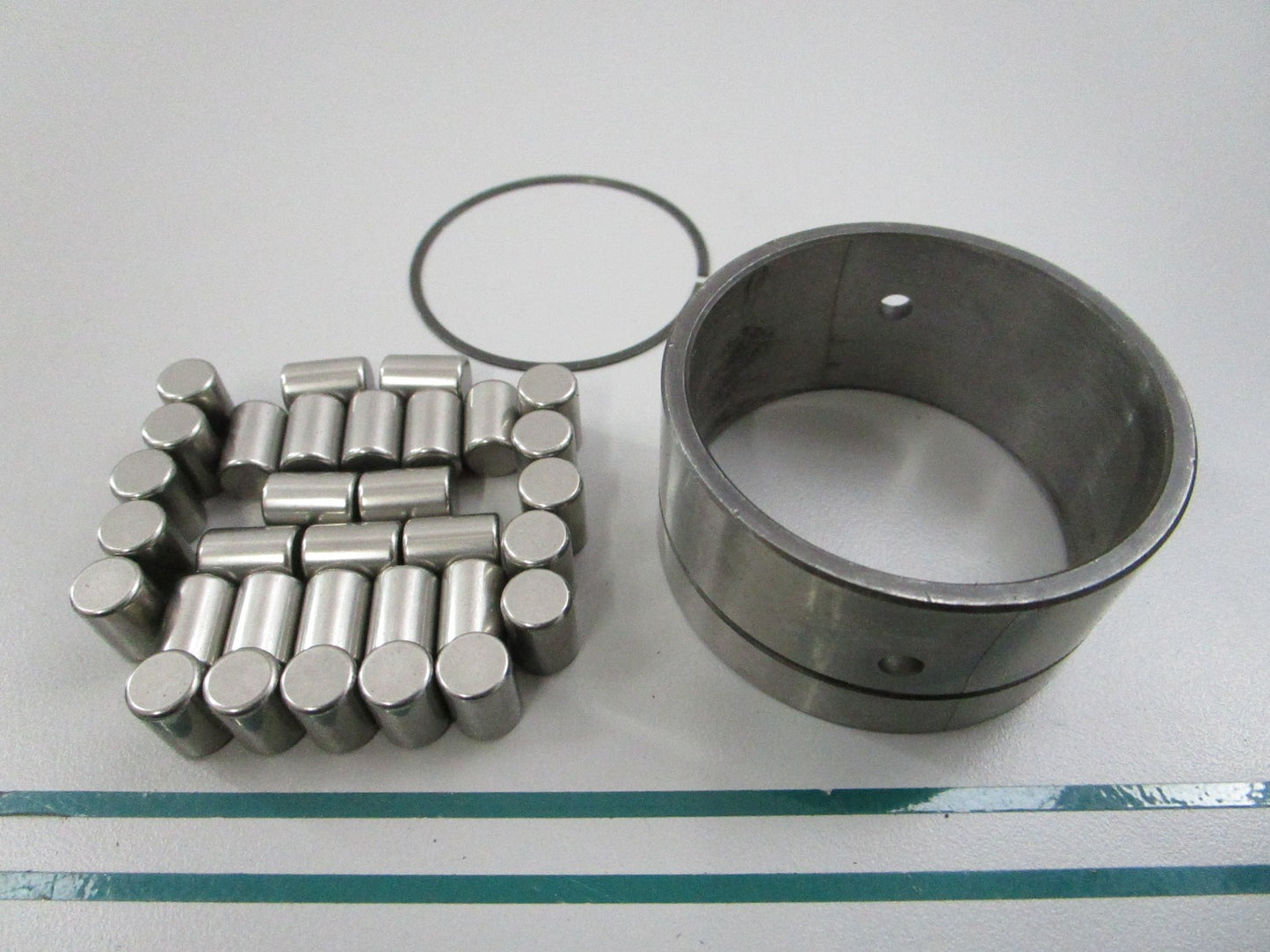 NEW OEM 42843A 1 Mercury Quicksilver Bearing Kit 0810