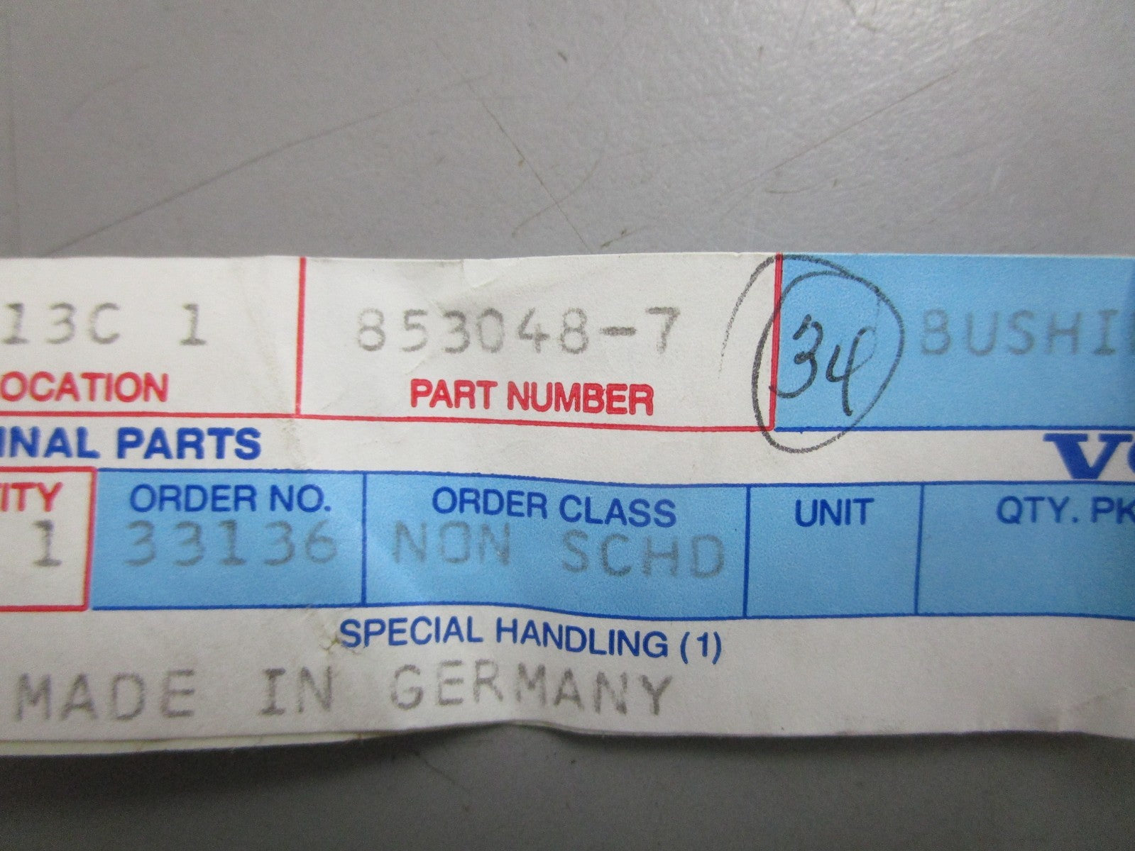 *NEW OEM* 0820 Volvo Penta Bushing 853048