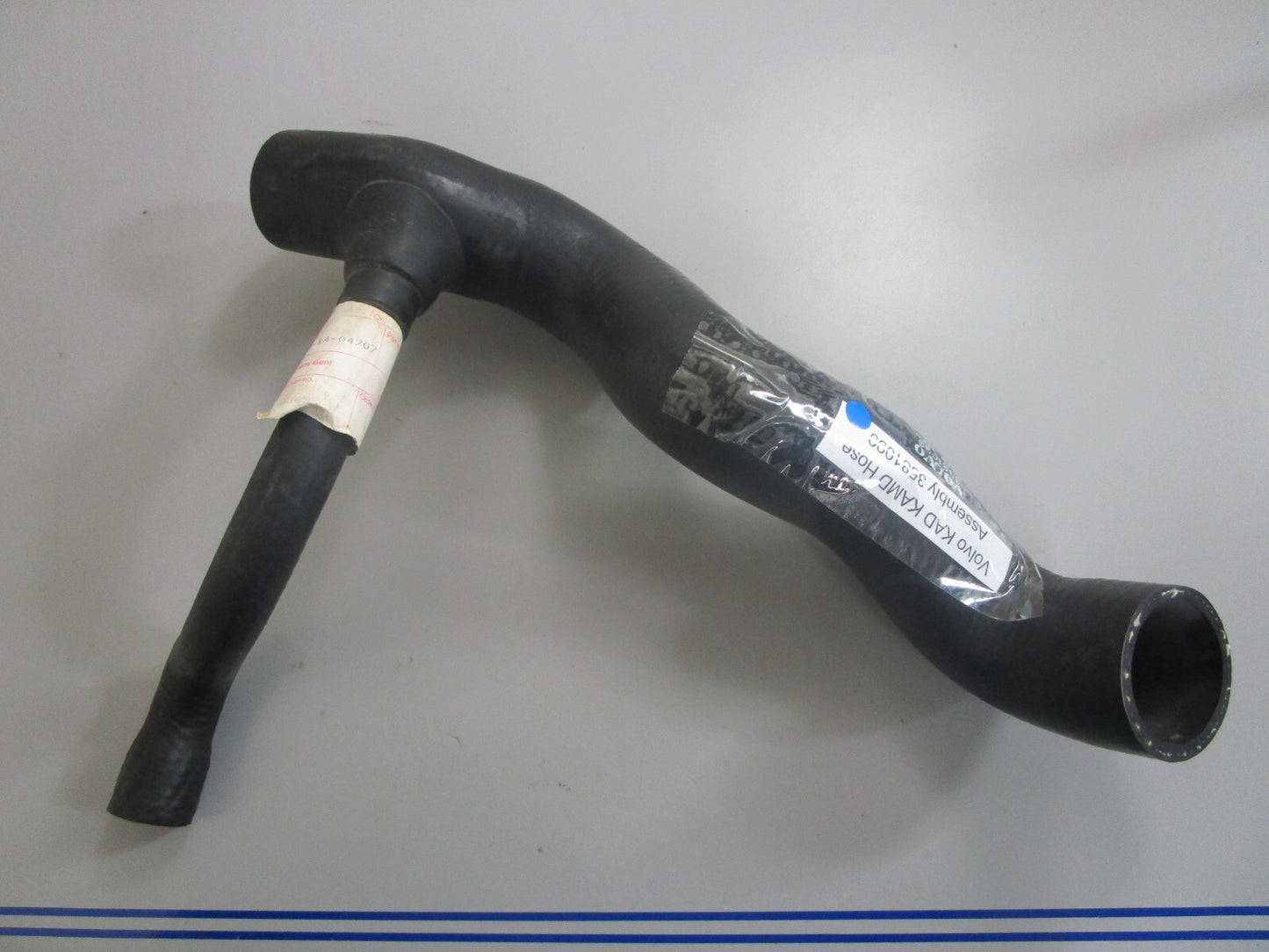 *NEW OEM* 0820 Volvo Penta KAD KAMD Hose Assy 3581099