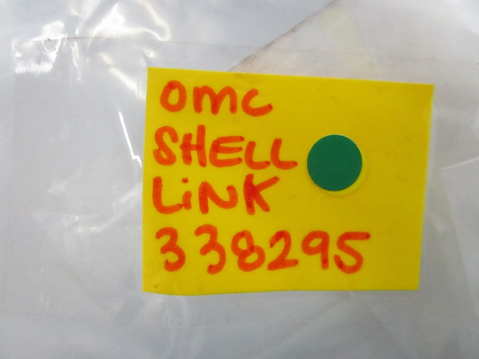 NEW OEM 336825 0336825 OMC Johnson Evinrude Shell Link 0810