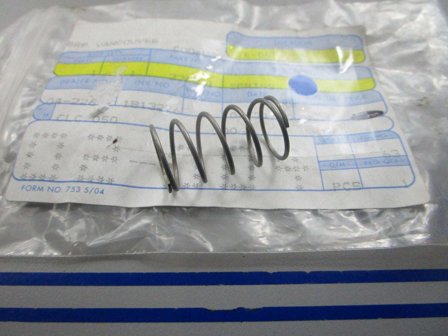 NEW OEM 336211 0336211 OMC Johnson Evinrude Spring 0810