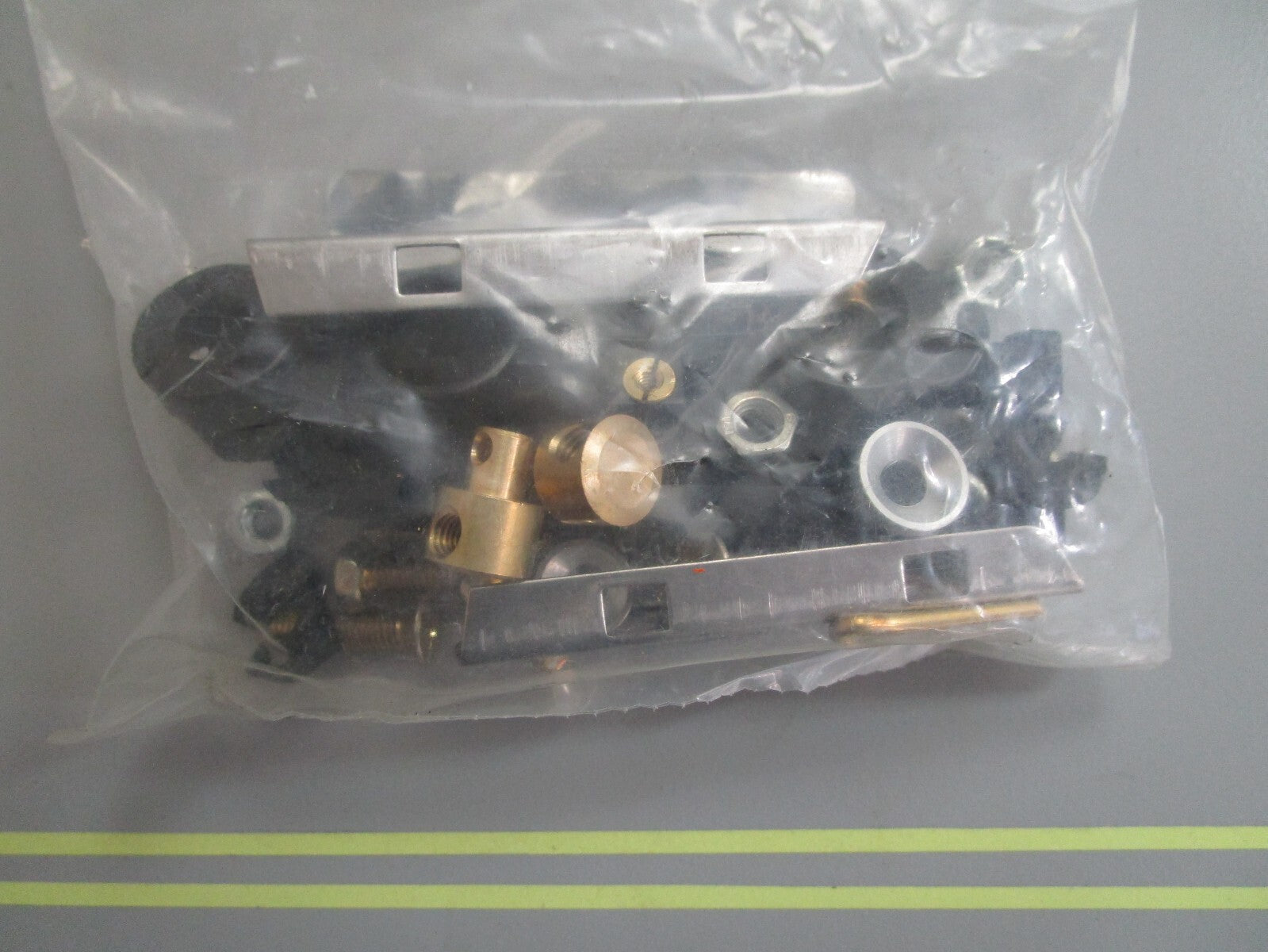 *NEW OEM* 0820 Volvo Penta Hardware Kit 3857721