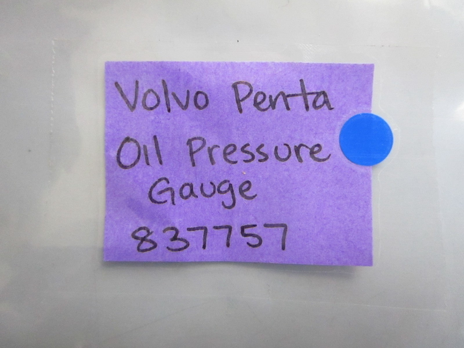 *NEW OEM* 0820 Volvo Penta Oil Pressure Gauge 837757