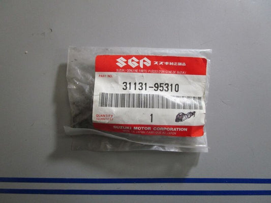 *NEW OEM* 0770 Suzuki Brush 31131-95310