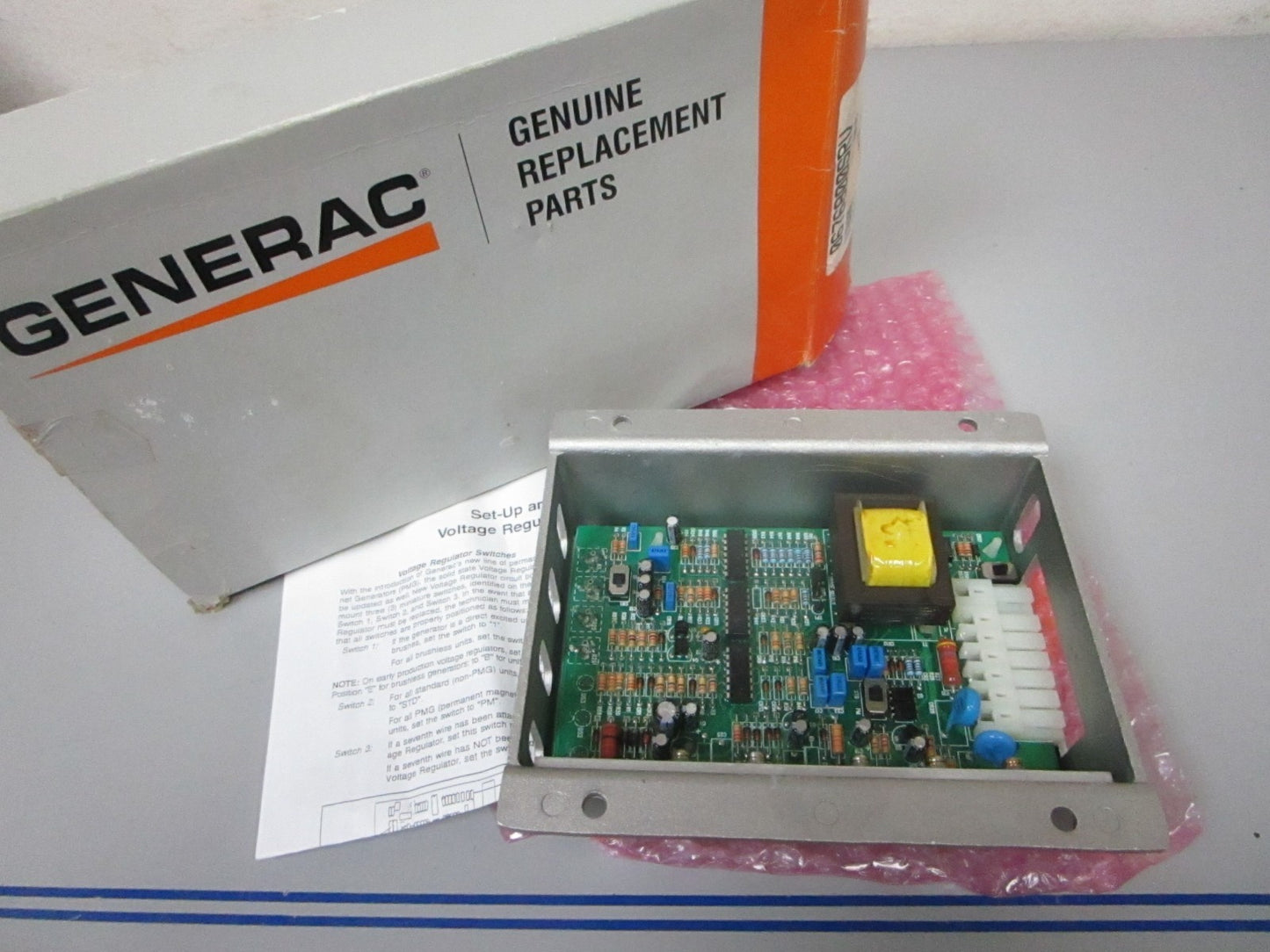 *NEW OEM* 0720 Generac Voltage Regulator 0676800SRV