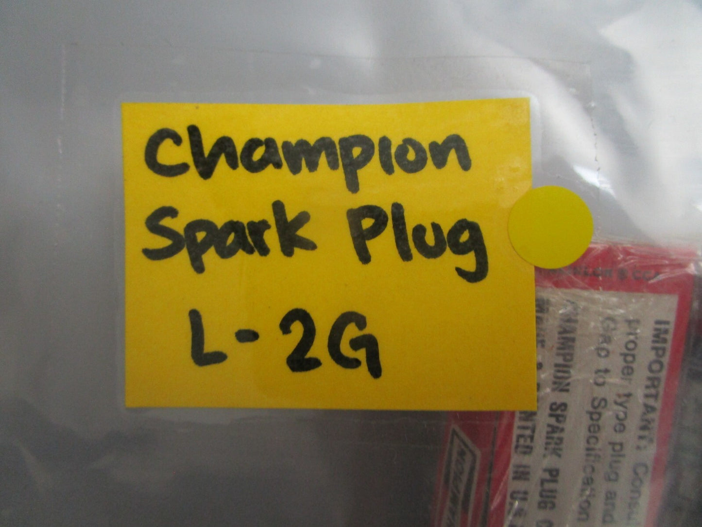 *NEW* 0810 Champion Spark Plug L-2G
