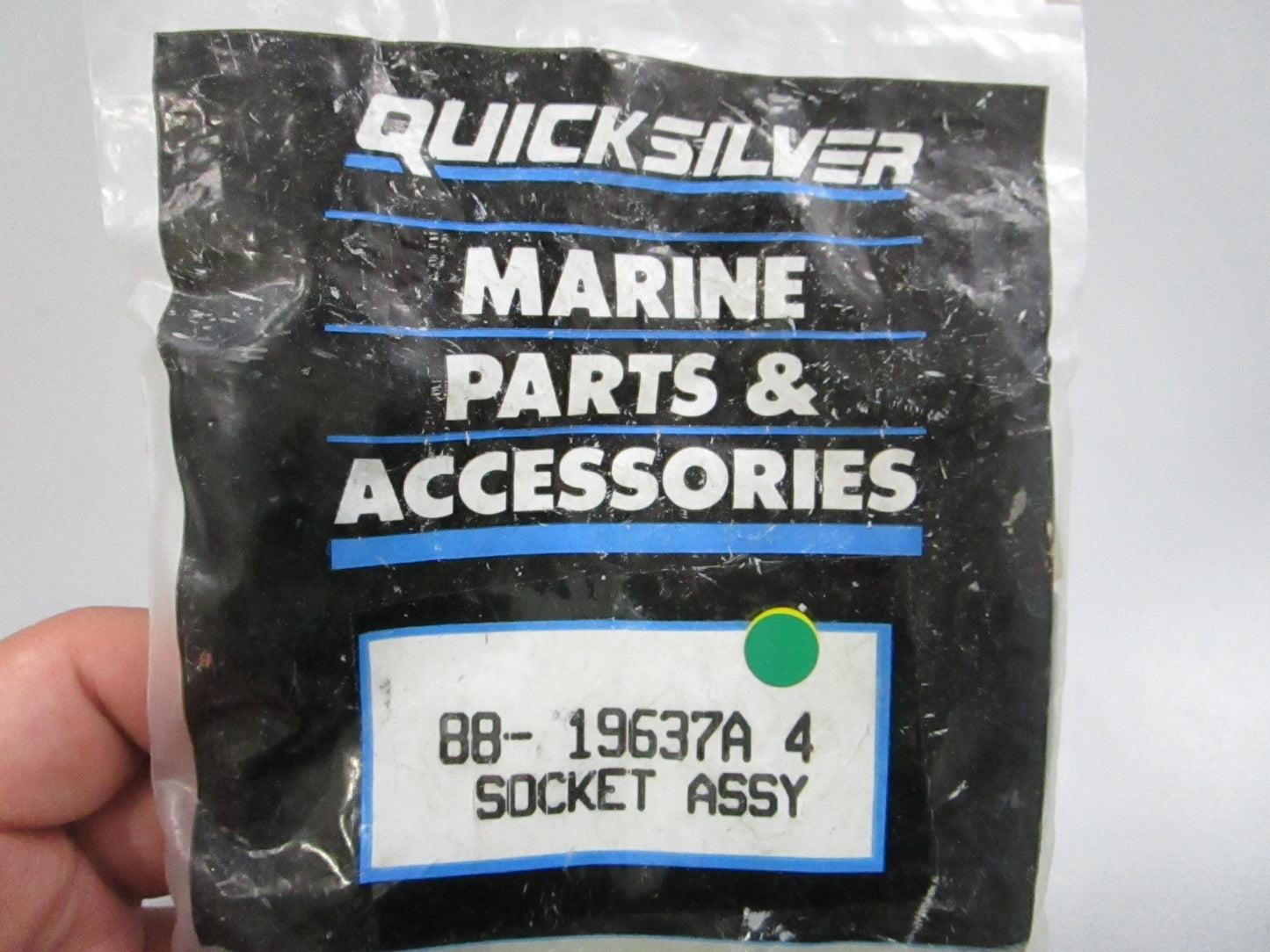 NEW OEM 88-19637A4 Mercury Quicksilver Socket Assembly 0810