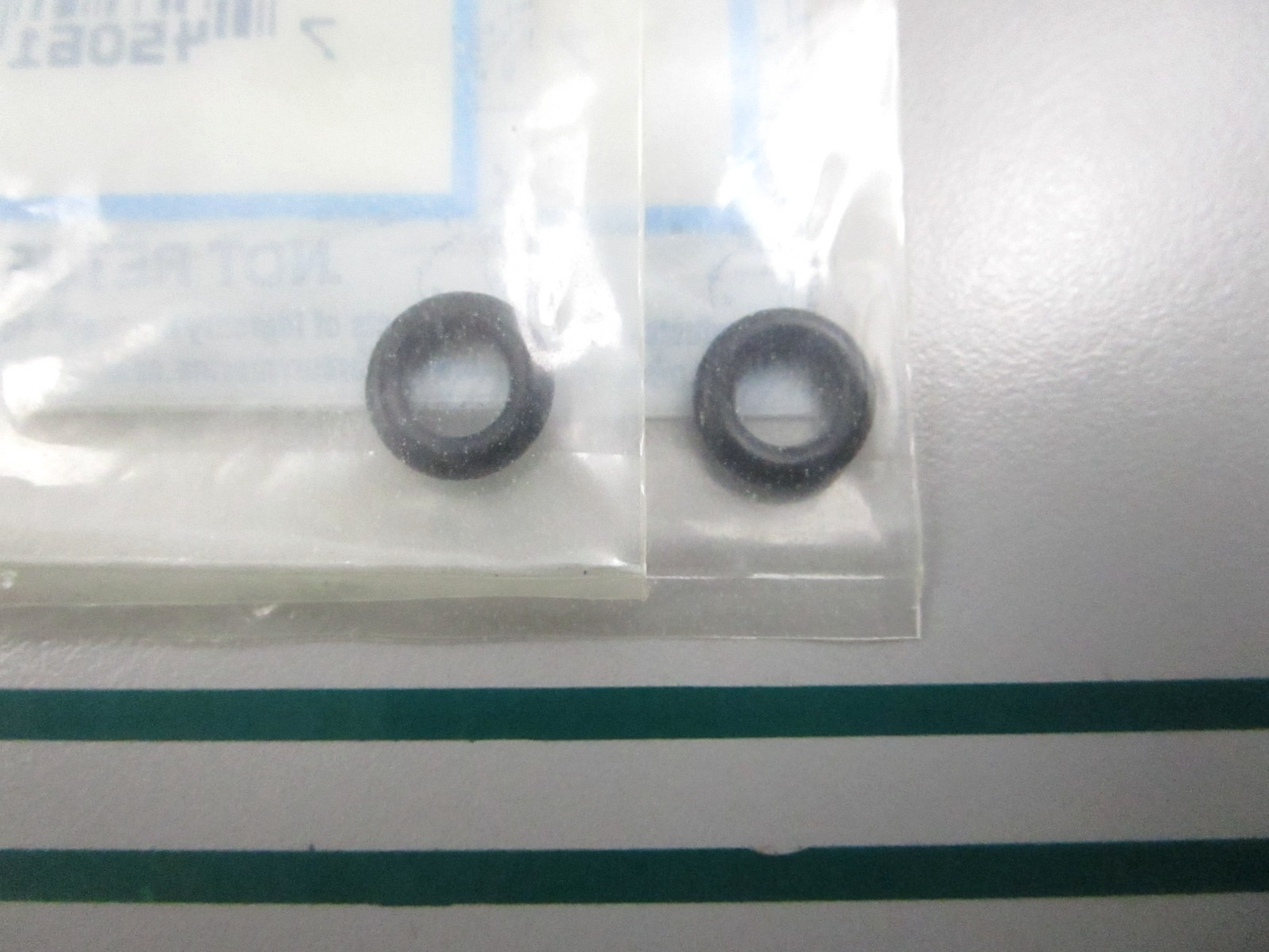 NEW OEM (LOT OF 2) 25-161772 Mercury Quicksilver O-Ring 0810