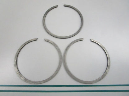 NEW OEM 382827 0382827 OMC Johnson Evinrude 2 Piston Ring Set 0810