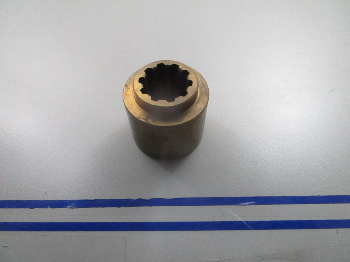 *NEW OEM* 0810 Mercury Quicksilver Thrust Hub 84823M