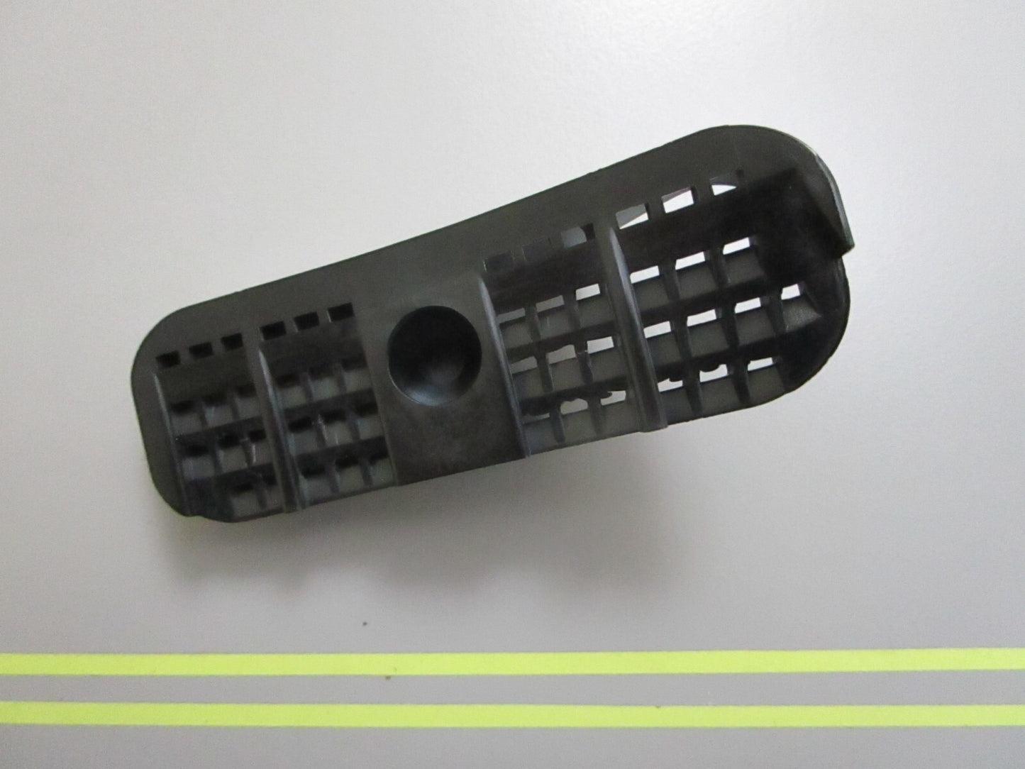 *NEW OEM* 0810 Yamaha Water Inlet 1 Cover 61A-45214-11-00