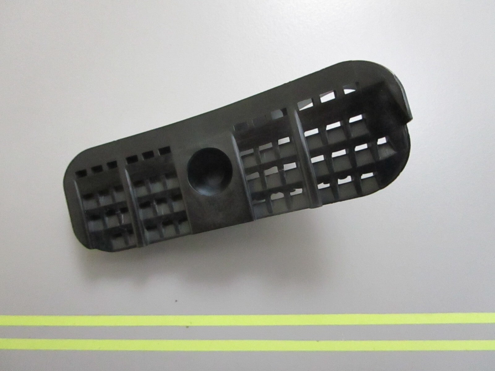 *NEW OEM* 0810 Yamaha Water Inlet 1 Cover 61A-45214-11-00