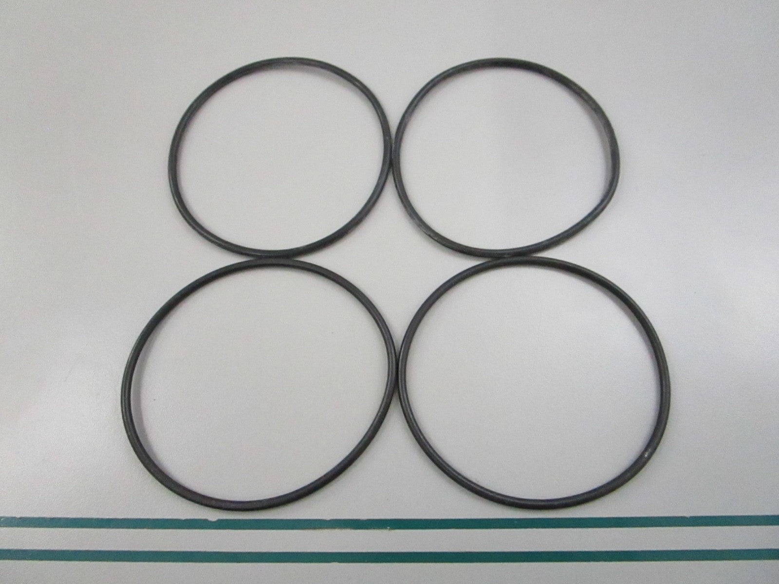NEW OEM (LOT OF 4) 925256 Volvo Penta O-Ring 0810