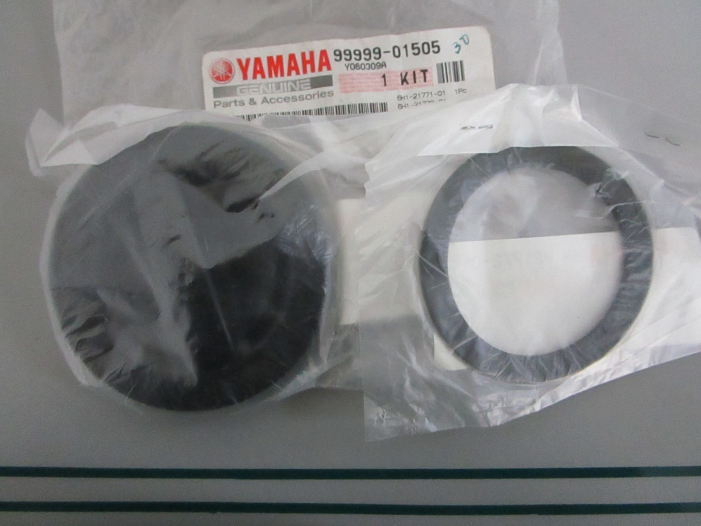 NEW OEM 99999-01505-00 Yamaha Body Cap Kit 0820