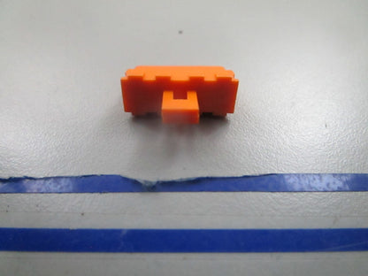 *NEW OEM* 0810 OMC Johnson Evinrude 8P Recipient Lock Wedge 127292 0127292