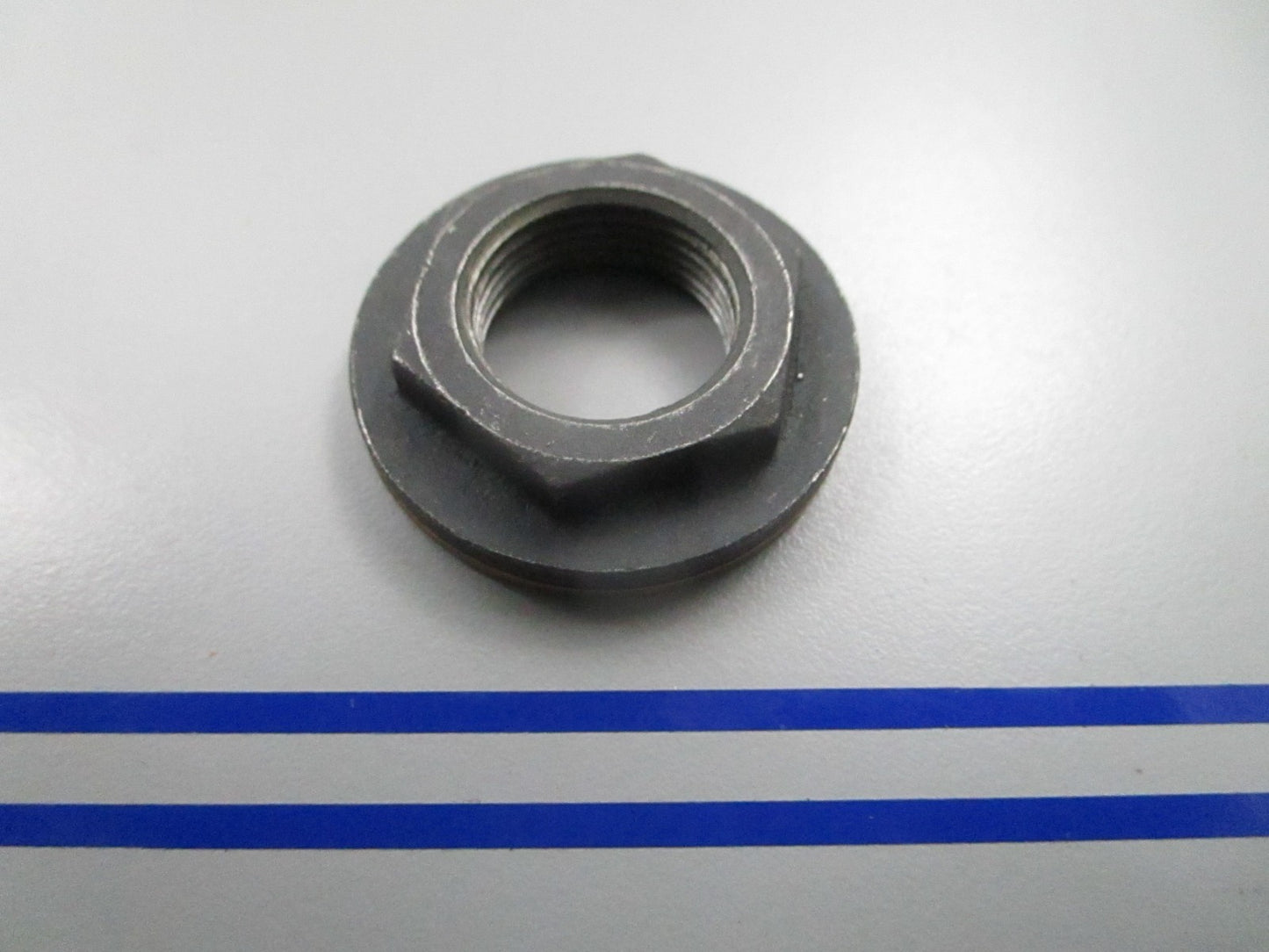 *NEW OEM* 0810 Volvo Penta Nut 839332