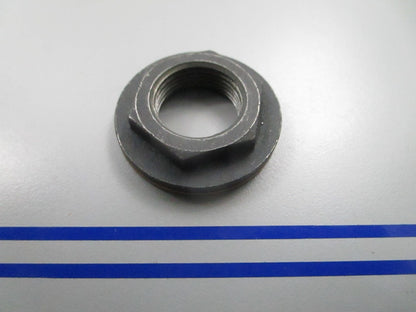 *NEW OEM* 0810 Volvo Penta Nut 839332