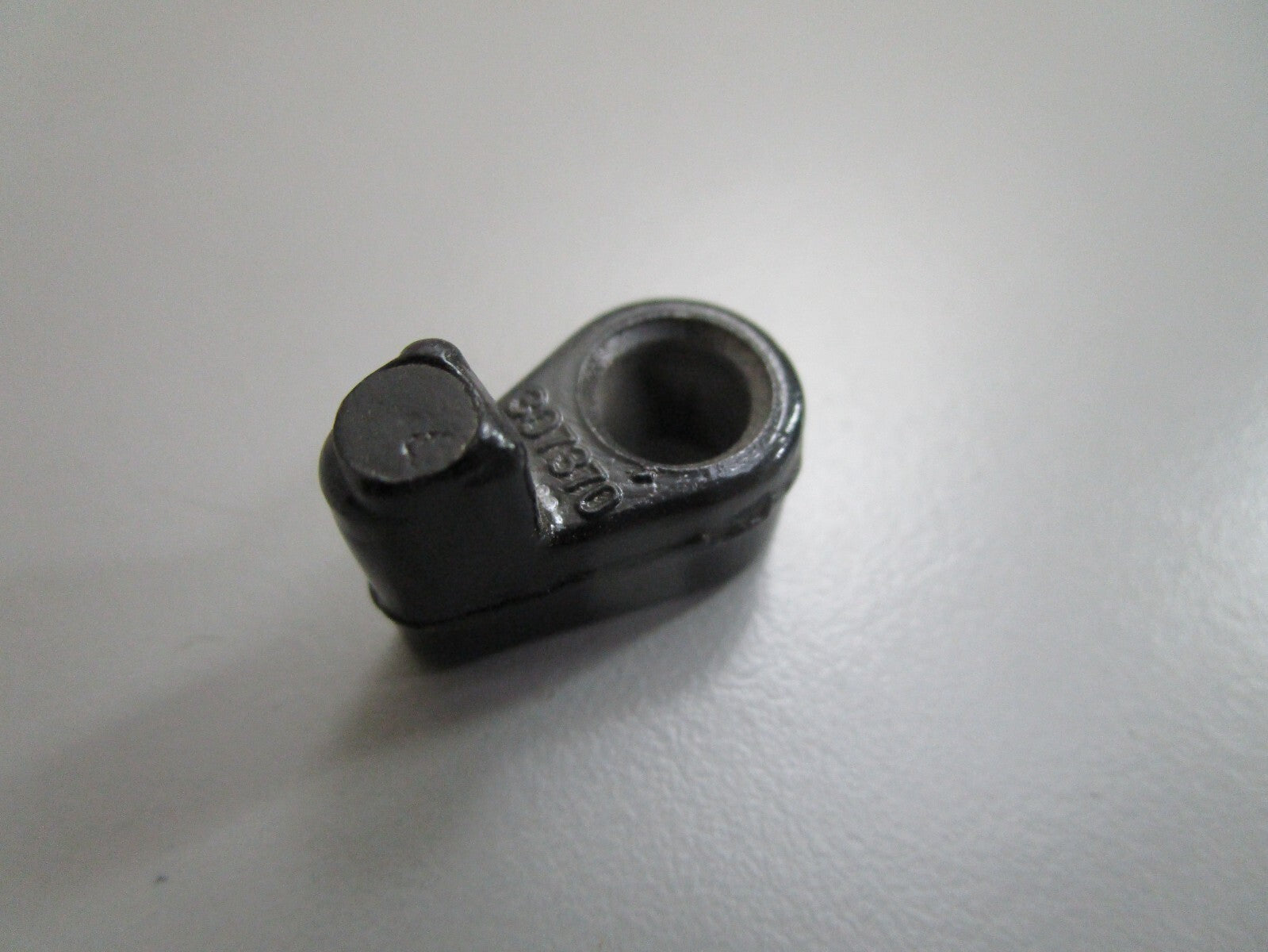 *NEW OEM* (LOT OF 2) 0820 OMC Johnson Evinrude Adjustment Knob 307370 0307370