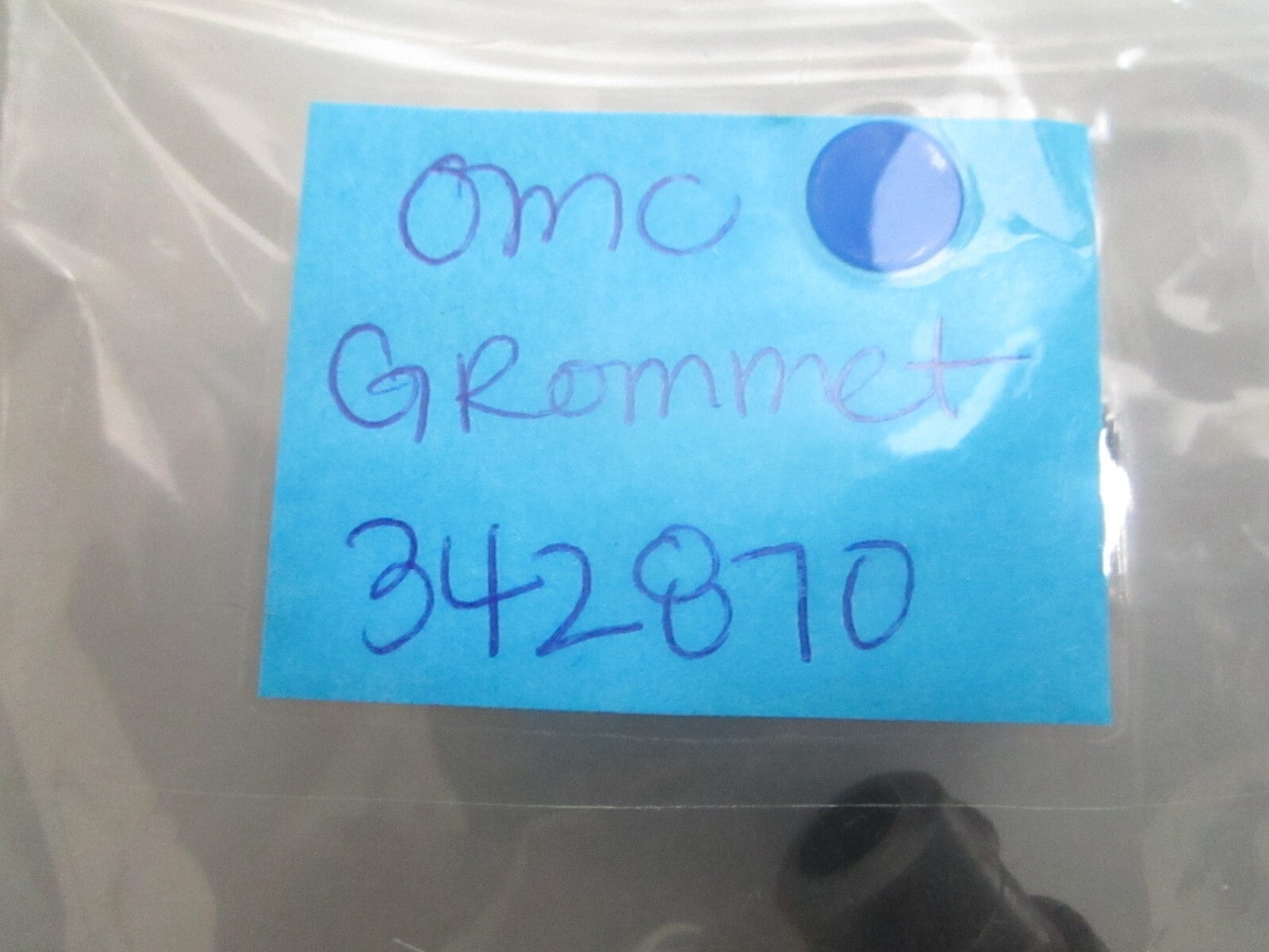*NEW OEM* 0810 OMC Johnson Evinrude Grommet 342870 0342870