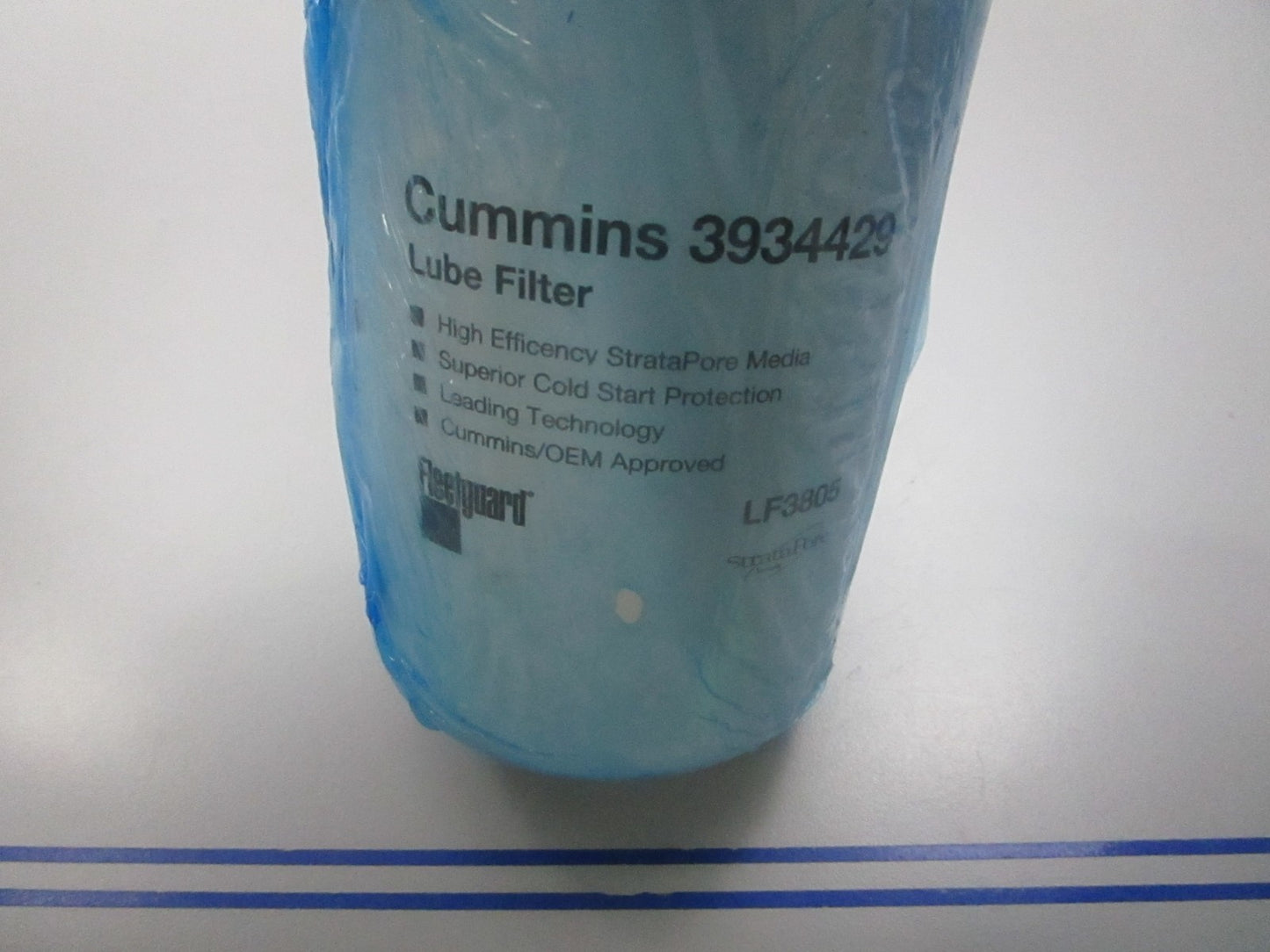 NEW OEM 3934429 LF3805 Cummins Fleetguard Lube Filter 0810