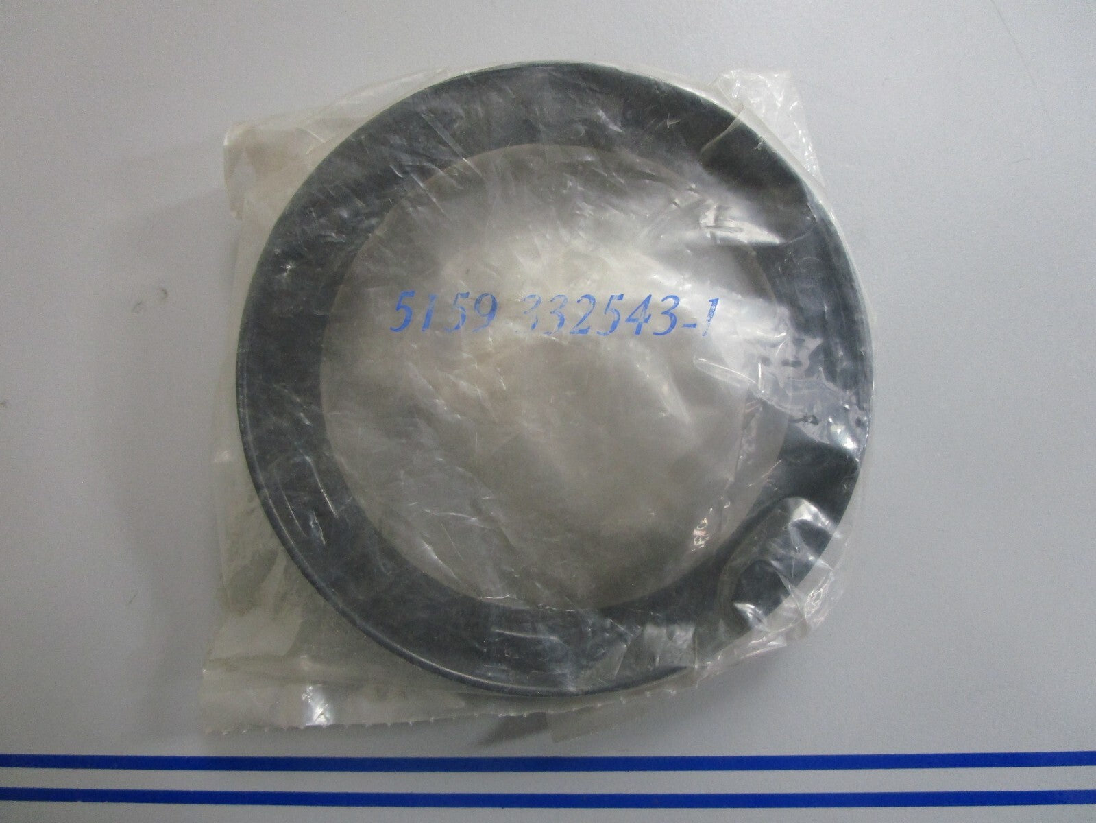 *NEW OEM* 0810 OMC Johnson Evinrude Converging Ring 332543 0332543