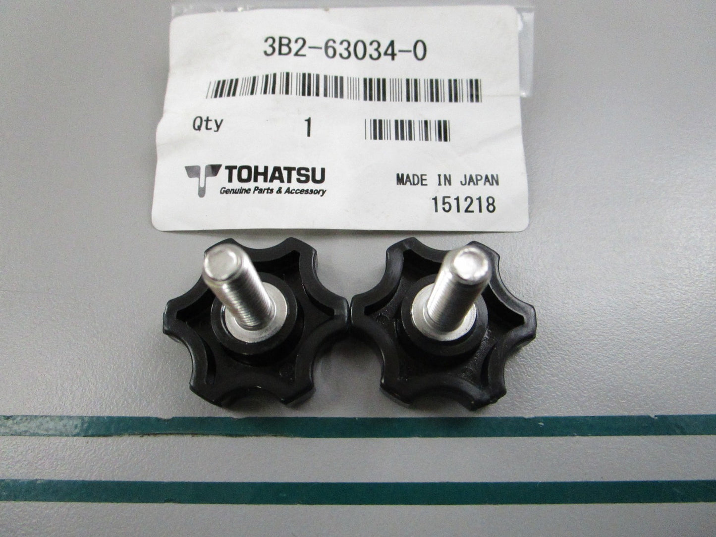 NEW OEM (LOT OF 2) 3B2-63034-0 3B2630340 Tohatsu Adjust Screw 0810